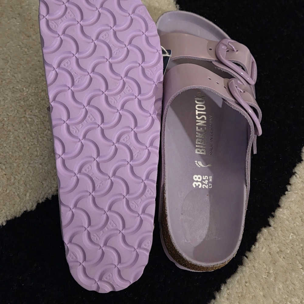 BIRKENSTOCK ARIZONA BIG BUCKLE PURPLE PATENT SANDAL - Picture 6 of 8